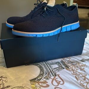 Men's Navy Blue Knit Sneakers